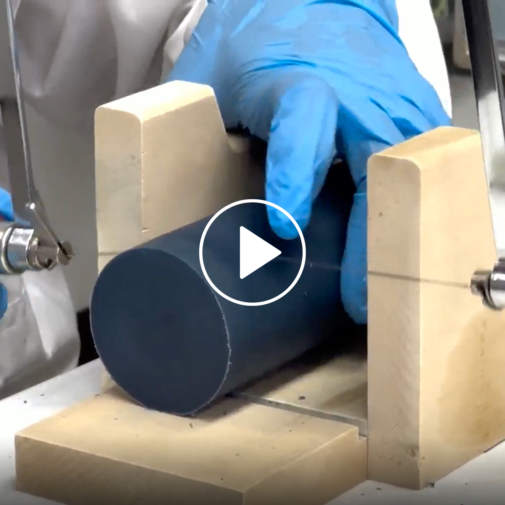 【動画】石鹸のカット作業